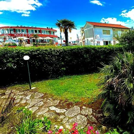 Conero Casa- Di Numana In Via Litoranea 178 Fronte Mare Con Pass Parcheggio Gratuito Appartamento Marcelli