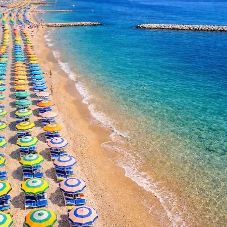 Conero Casa- Di Numana In Via Litoranea 178 Fronte Mare Con Pass Parcheggio Gratuito Apartamento